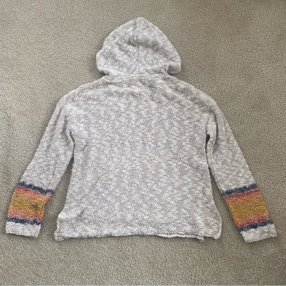 Rip Curl Sweater - Picture 8 of 8